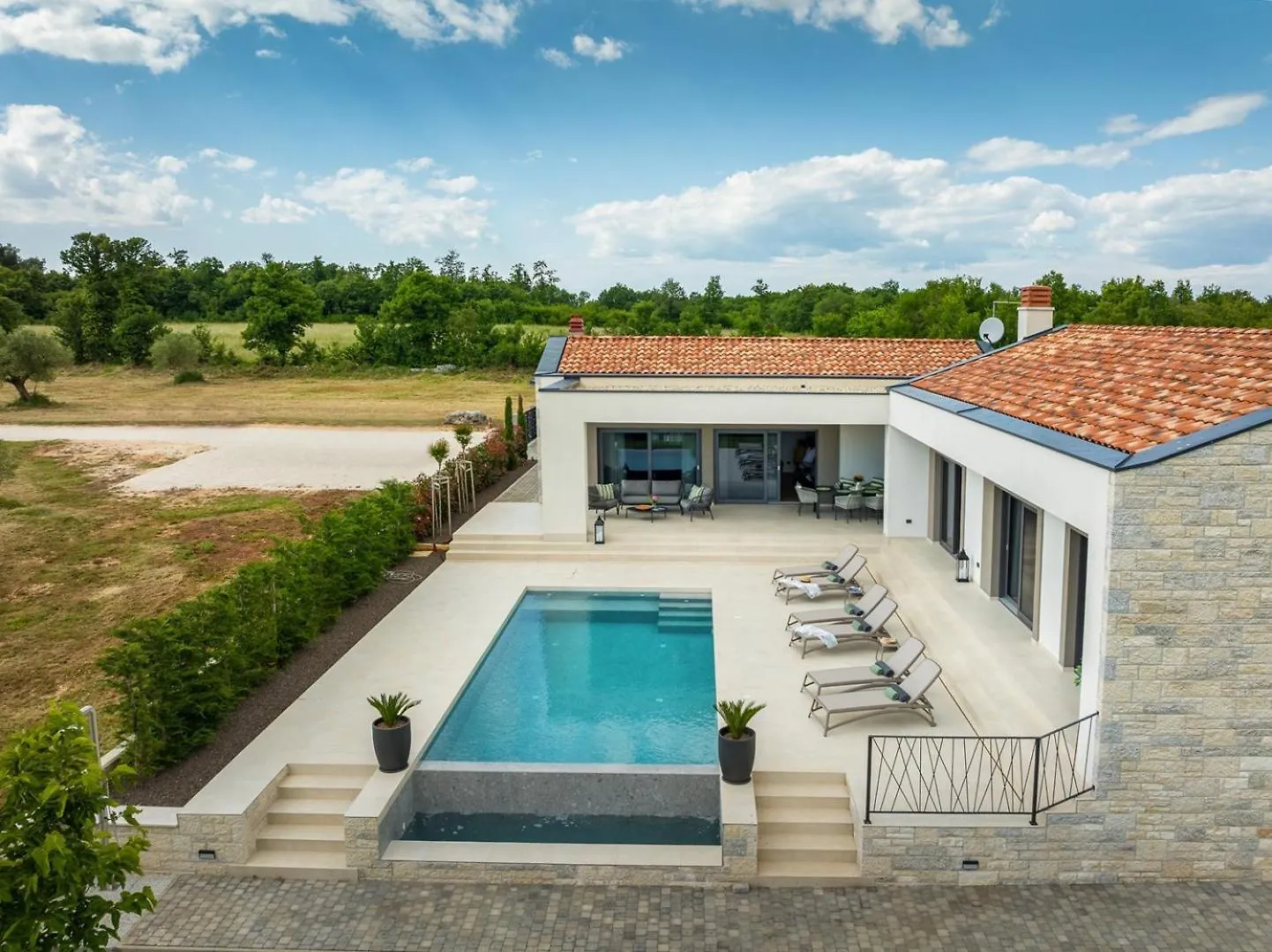 Villa Lastine